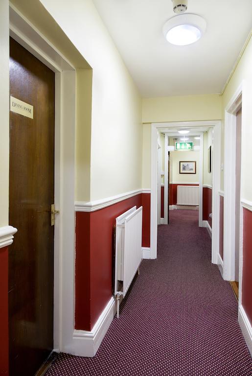 Inn On The Liffey Guesthouse Dublin Bagian luar foto